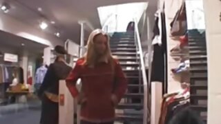 Чаби и збрчкана жена што гребе на дилдо - 2022-02-25 05:24:40